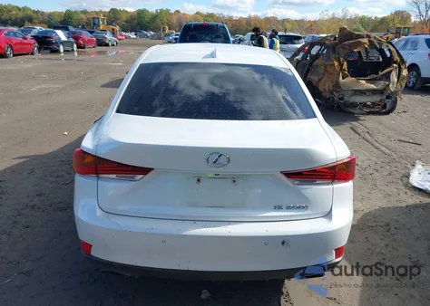 2017 Lexus Is 200T z USA, uszkodzony, nr VIN JTHBA1D25H5058562